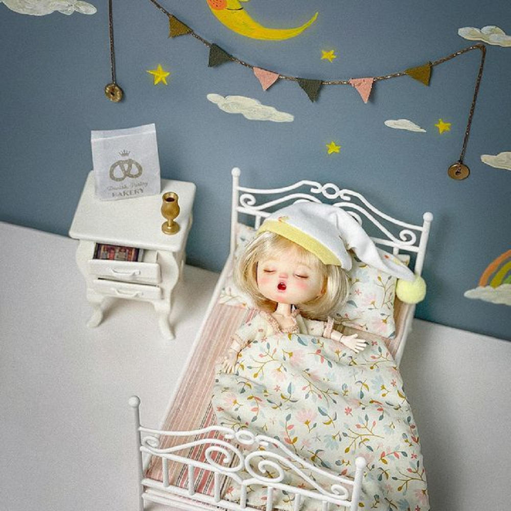 Bedside Cupboard Dollhouse -Square 1/6 Scale 1/12 Scale Dollhouse Miniature