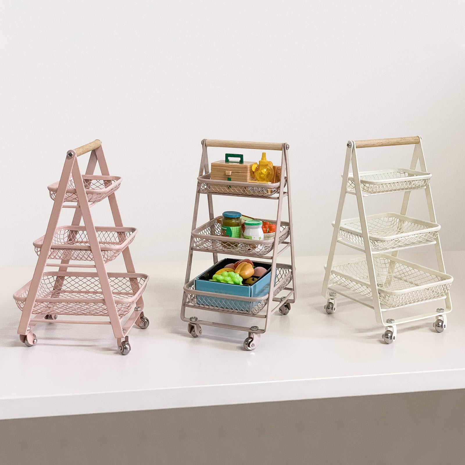 Triple Trolley Dollhouse - Milk Tea 1:6 Scale Dollhouse Miniature